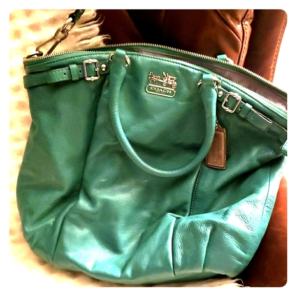 aegean hand luggage size